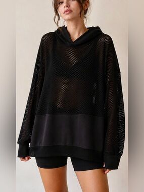 EMMA & SAM Black Mesh Hooded Pullover Top Size L Athleisure Streetwear